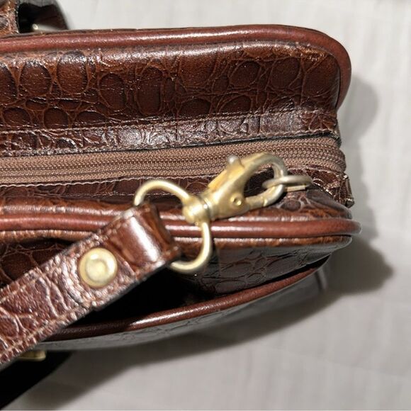 Matt Bags Croc Print Pebbled Chestnut Brown Genuine Leather Crossbody Bag - Picture 15 of 15